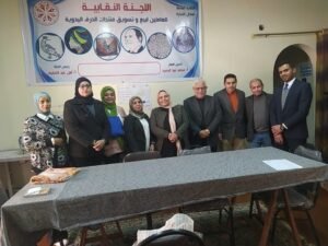 تقديم خدمة منظومة التامينات الإجتماعية لأعضاء "مبادرة اصنع بنفسك" للحرف اليدوية