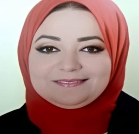 المرأة بين الريادة والاستدامة: قوة التغيير في المجتمعات الحديثة